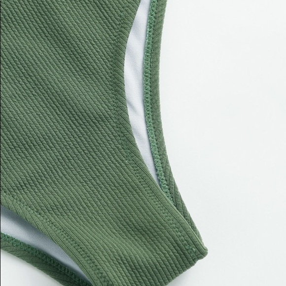 green bandeau Off Shoulder Bikini Set - Picture 4 of 5